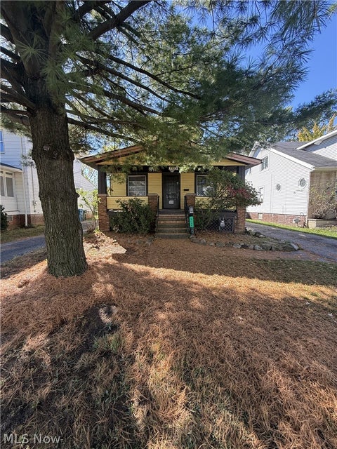 Tiny photo for 7923 Jameson Road, Parma, OH 44129 (MLS # 5255232)