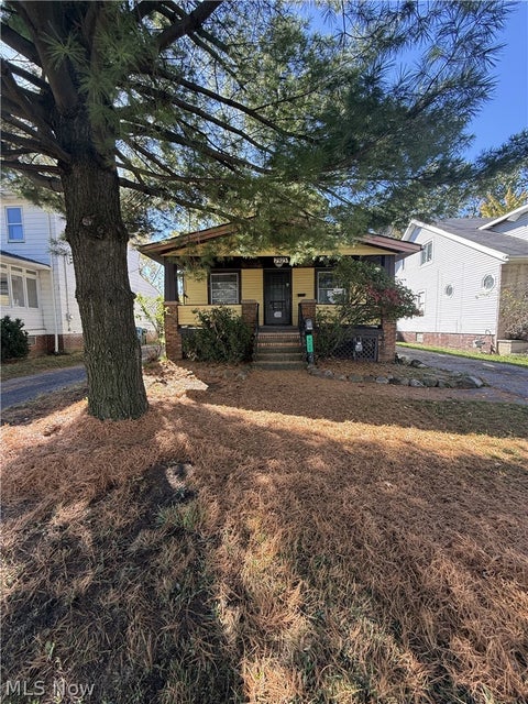 Photo of 7923 Jameson Road, Parma, OH 44129 (MLS # 5255232)