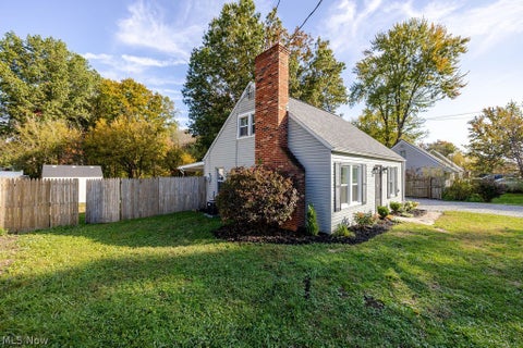 Tiny photo for 2239 Lake Road RD, Akron, OH 44312 (MLS # 5251905)