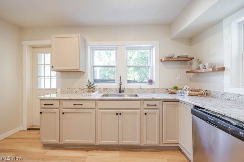 Tiny photo for 2239 Lake Road RD, Akron, OH 44312 (MLS # 5251905)