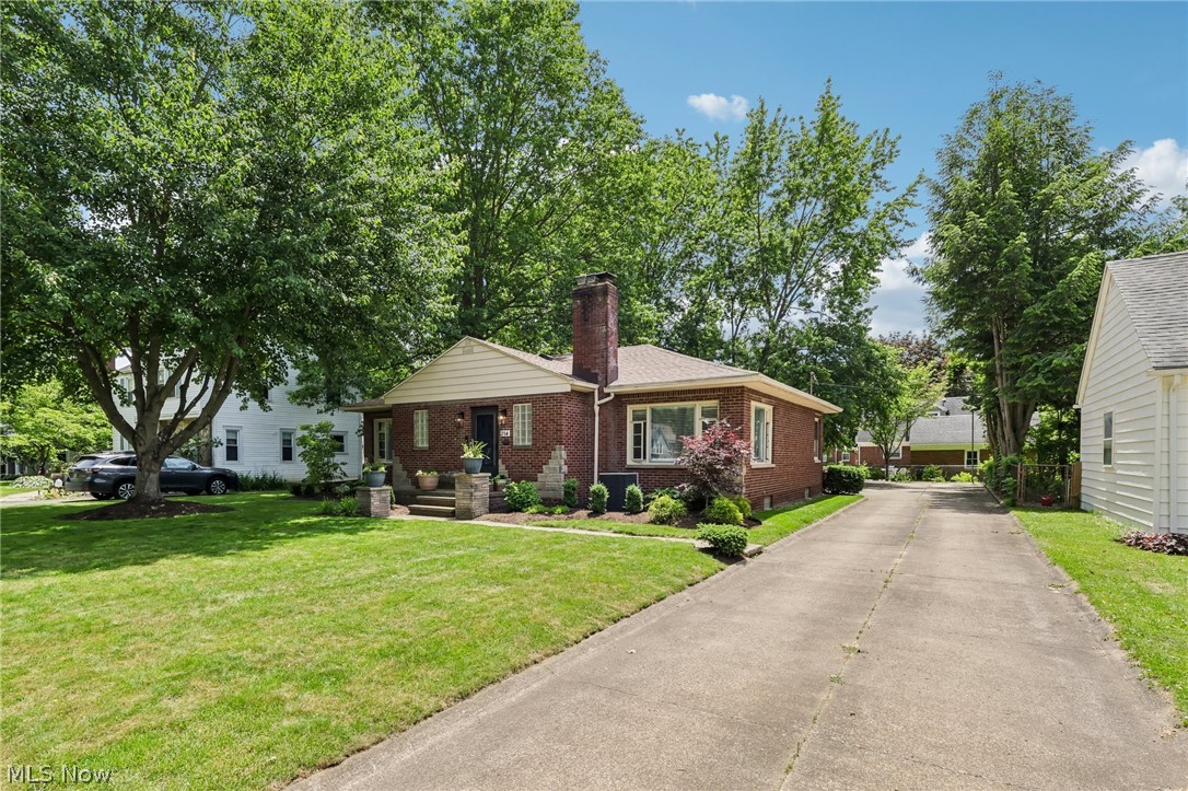214 Kenwick Drive