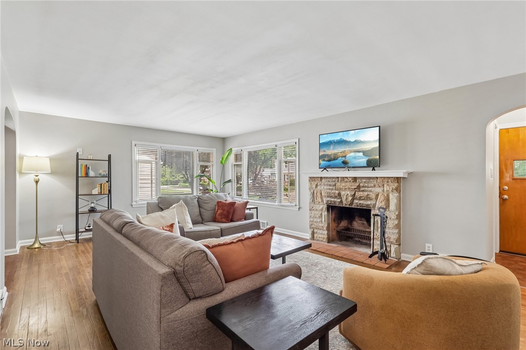 214 Kenwick Drive