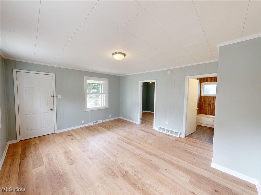 7600 Lawn Avenue, Cleveland, Ohio image 10