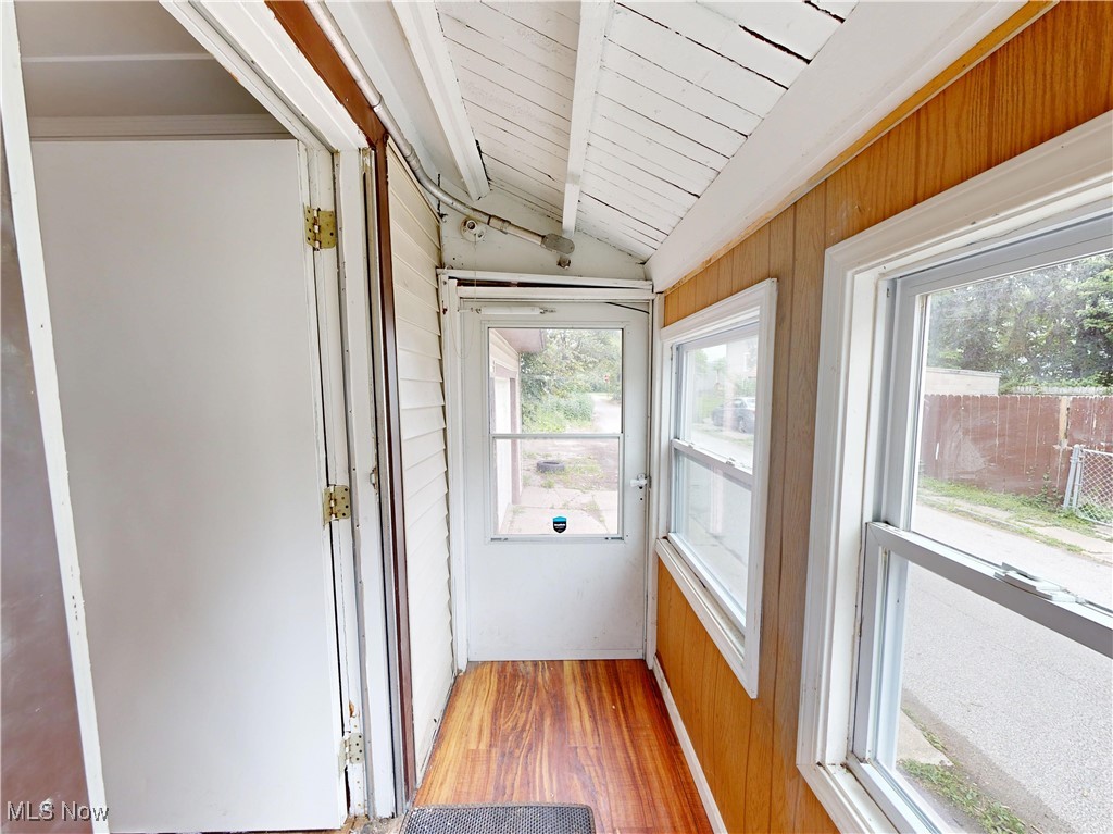 7600 Lawn Avenue, Cleveland, Ohio image 4