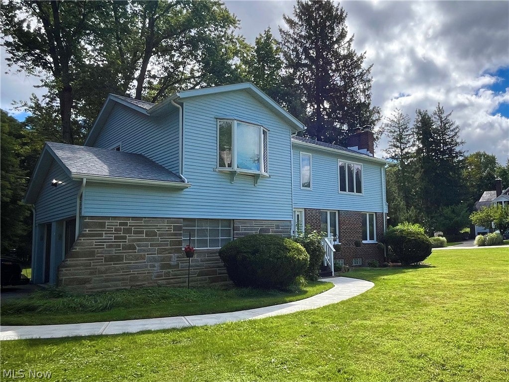 5929 Som Center Road