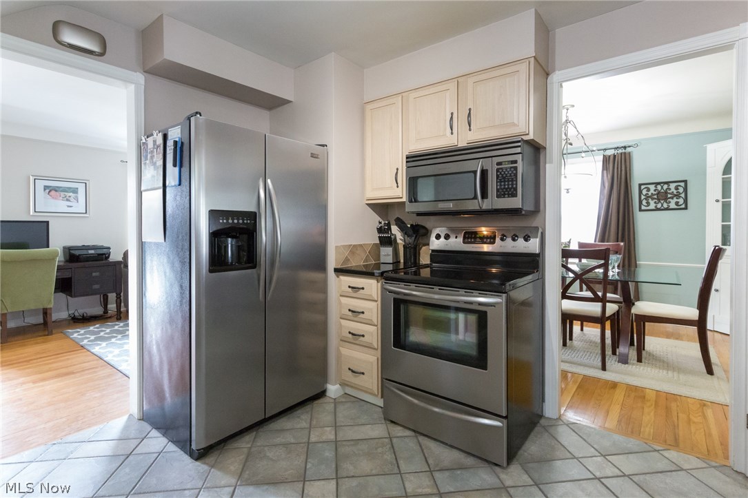 Lorain Woods - Residential