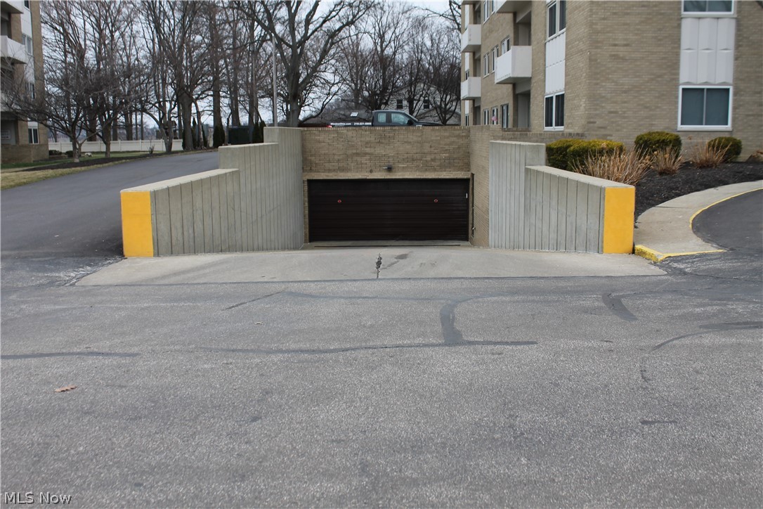 Cliff Towers Condo - Residential