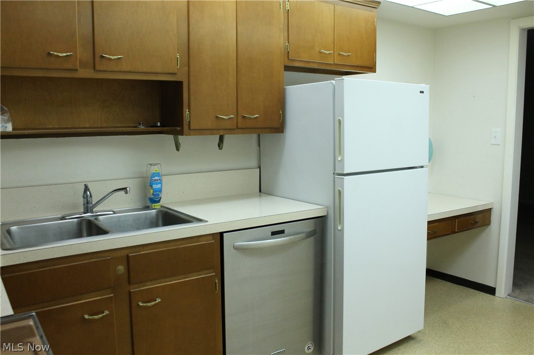 Cliff Towers Condo - Residential