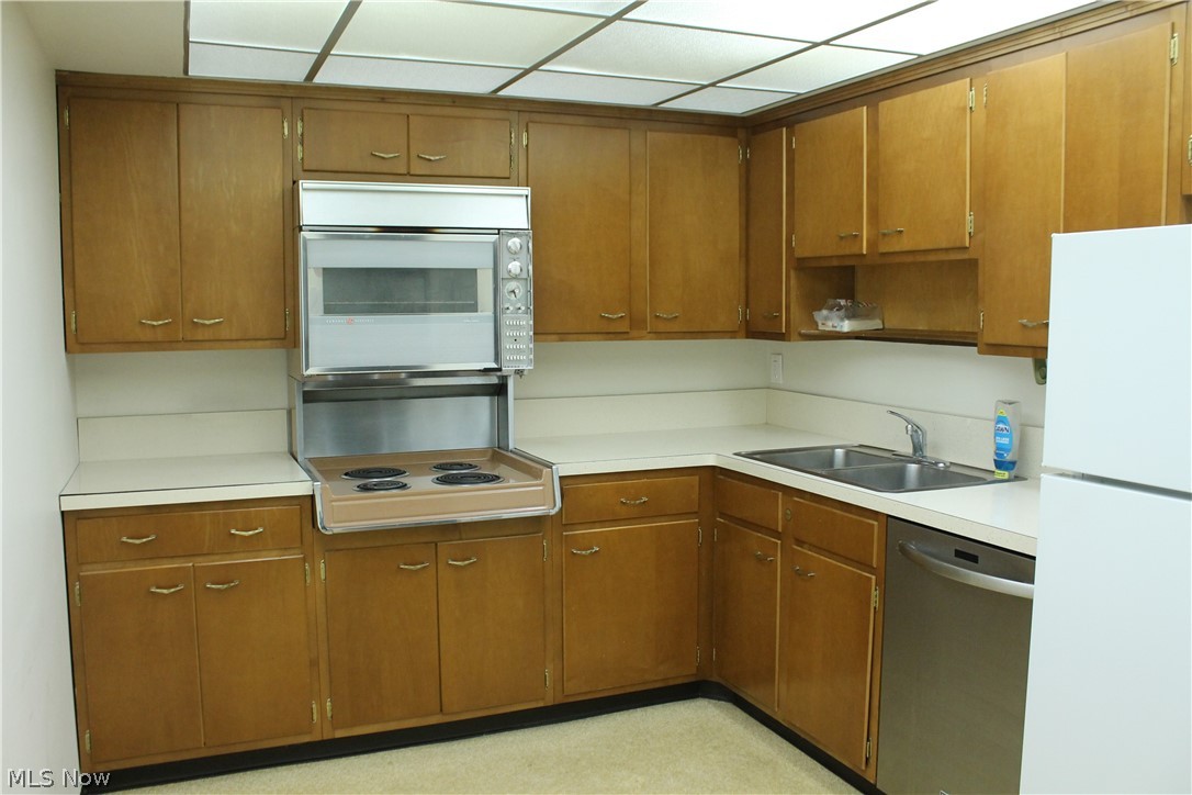 Cliff Towers Condo - Residential