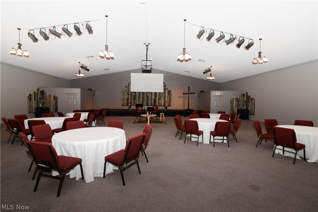 Bev Road Professional - Commercial Sale