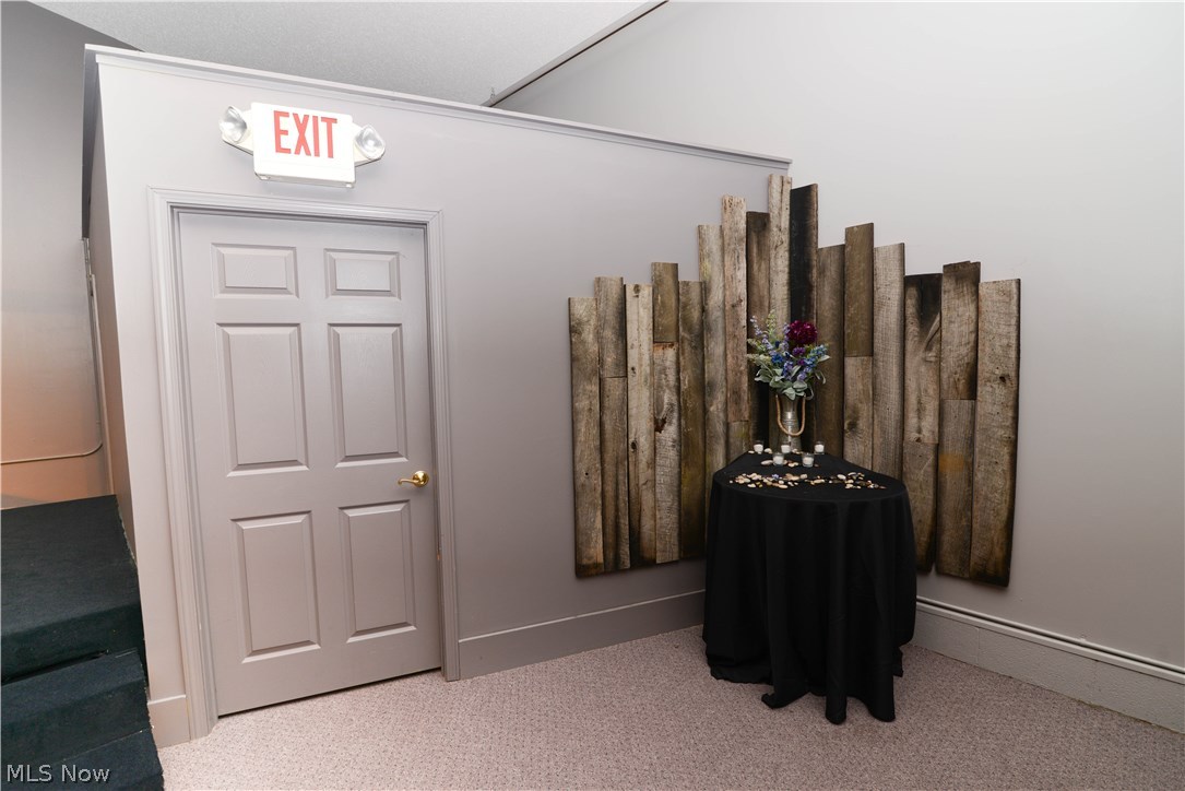 Bev Road Professional - Commercial Sale