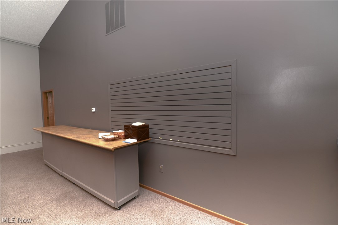 Bev Road Professional - Commercial Sale