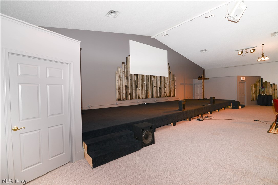 Bev Road Professional - Commercial Sale