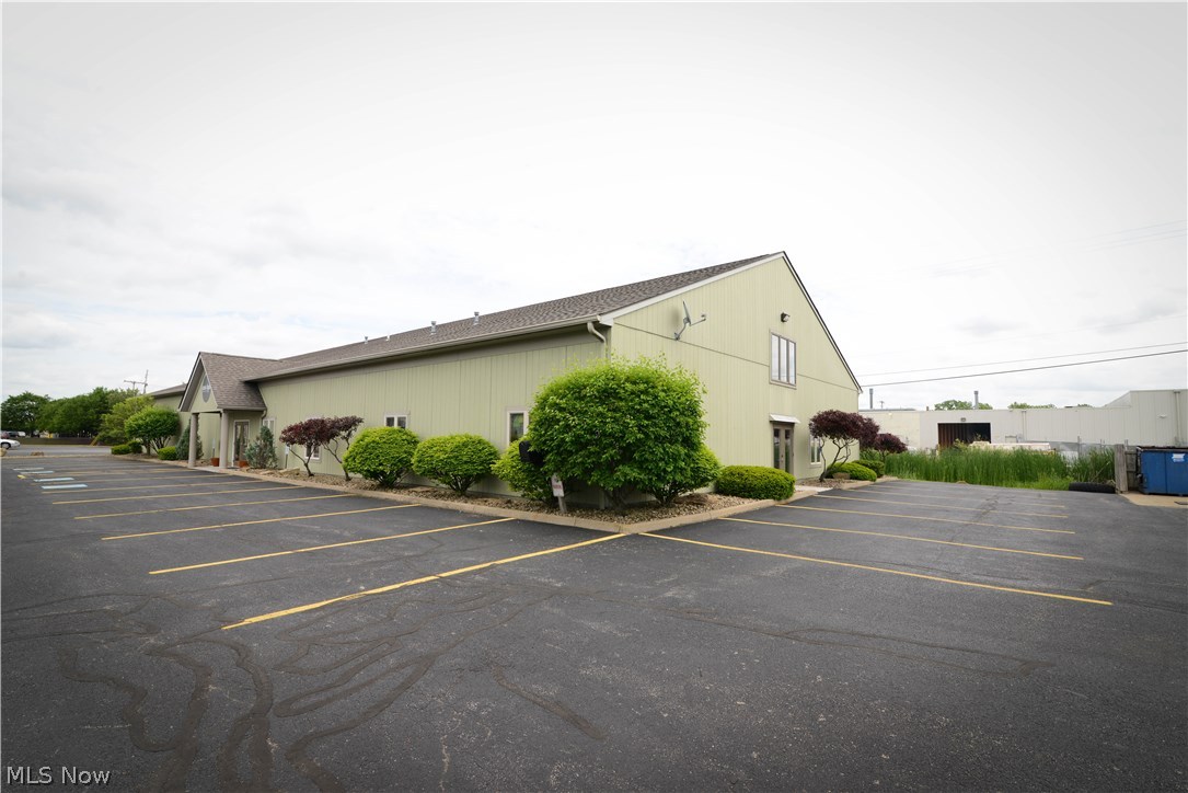 Bev Road Professional - Commercial Sale