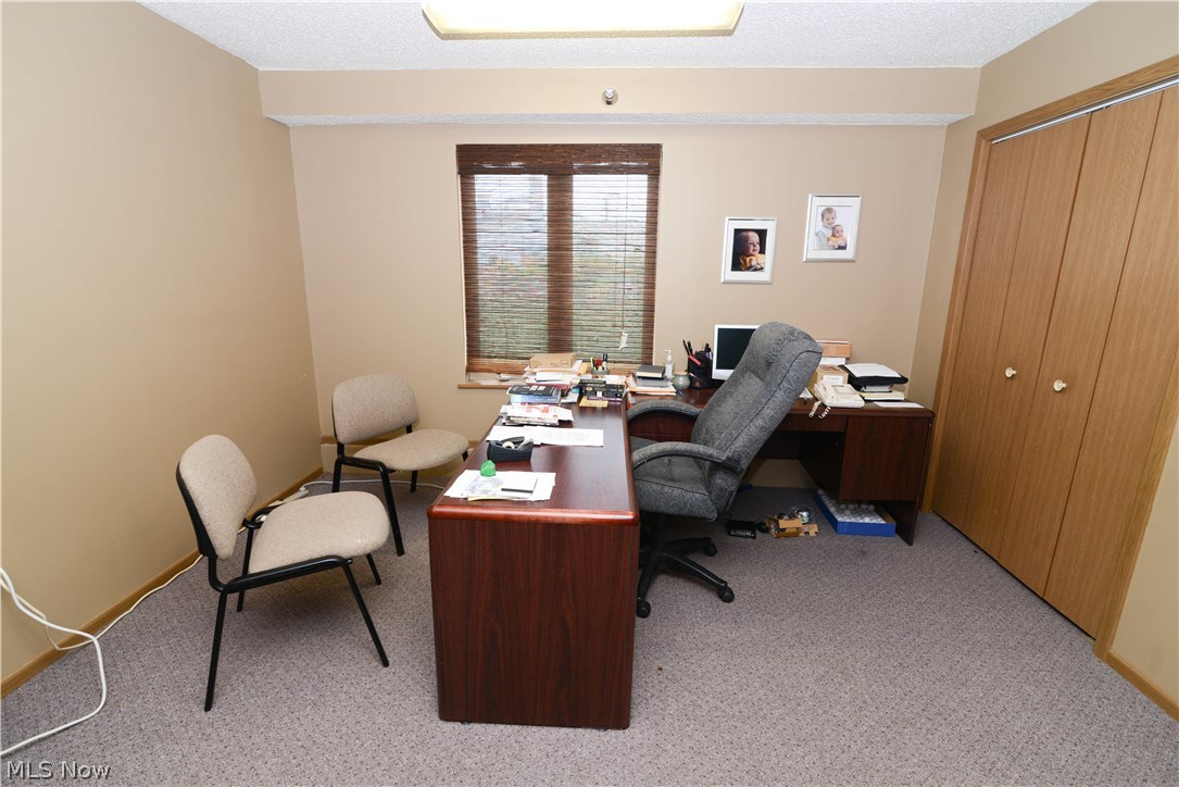 Bev Road Professional - Commercial Sale