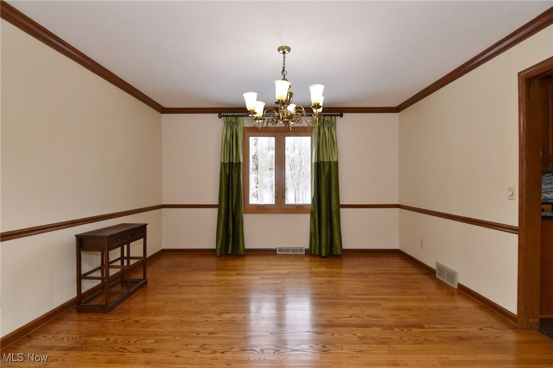 Solon, Ohio 44139, United States, 4 Bedrooms Bedrooms, ,3 BathroomsBathrooms,Residential,Pending,20175