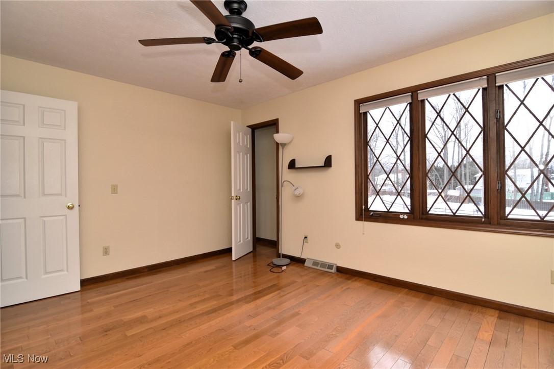 Solon, Ohio 44139, United States, 4 Bedrooms Bedrooms, ,3 BathroomsBathrooms,Residential,Pending,20175