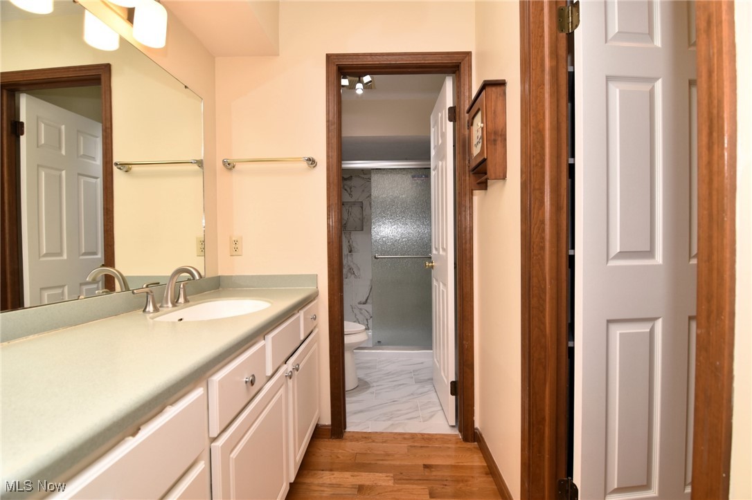 Solon, Ohio 44139, United States, 4 Bedrooms Bedrooms, ,3 BathroomsBathrooms,Residential,Pending,20175