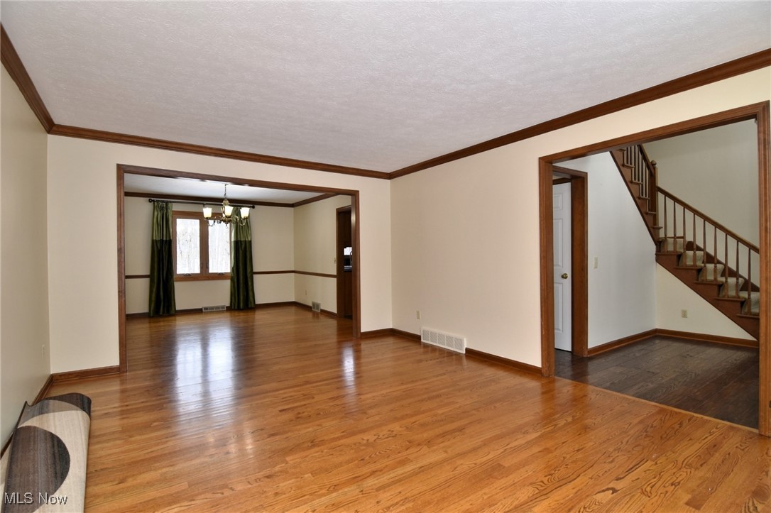 Solon, Ohio 44139, United States, 4 Bedrooms Bedrooms, ,3 BathroomsBathrooms,Residential,Pending,20175