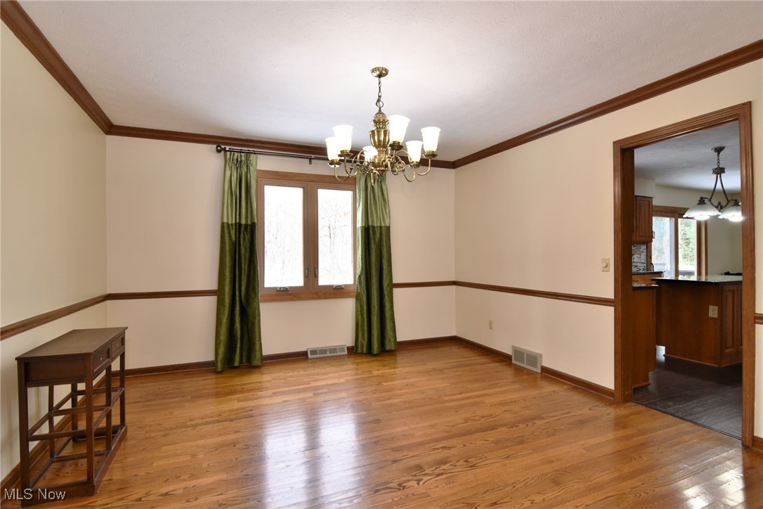 Solon, Ohio 44139, United States, 4 Bedrooms Bedrooms, ,3 BathroomsBathrooms,Residential,Pending,20175