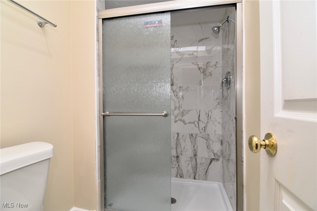 Solon, Ohio 44139, United States, 4 Bedrooms Bedrooms, ,3 BathroomsBathrooms,Residential,Pending,20175