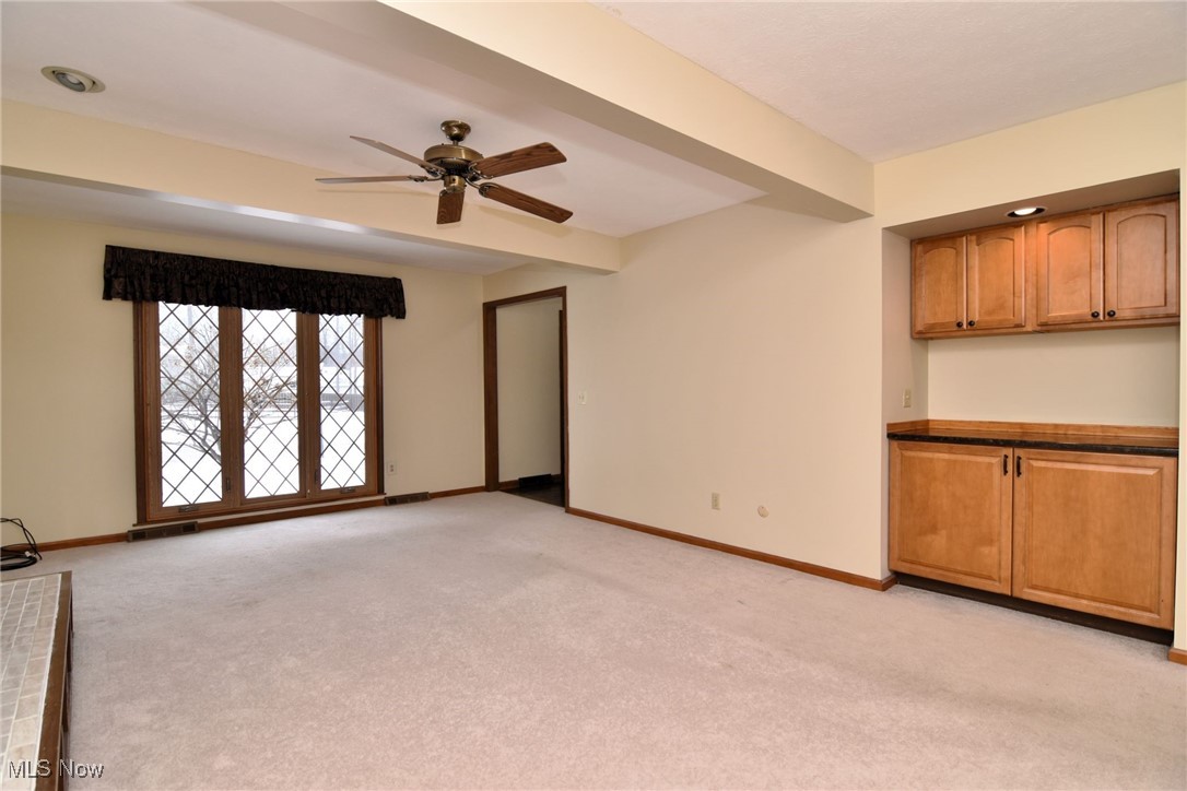 Solon, Ohio 44139, United States, 4 Bedrooms Bedrooms, ,3 BathroomsBathrooms,Residential,Pending,20175