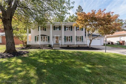 7706 Wake Robin Drive Parma OH 44130