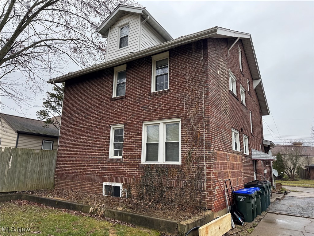 Akron Gardens - Residential Income