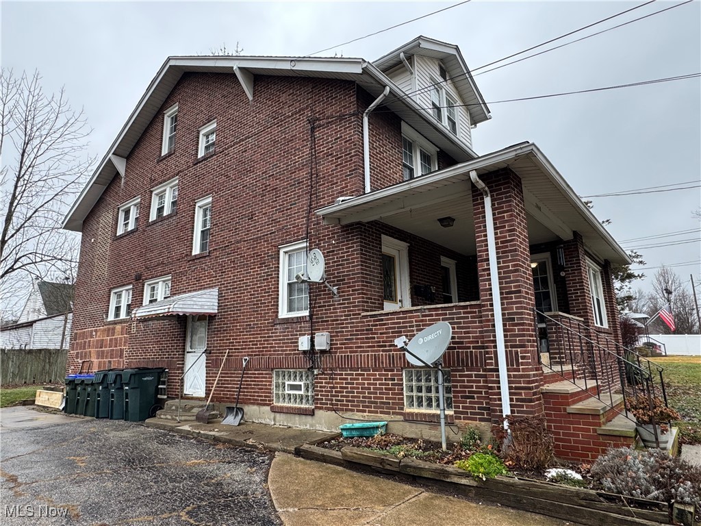 Akron Gardens - Residential Income