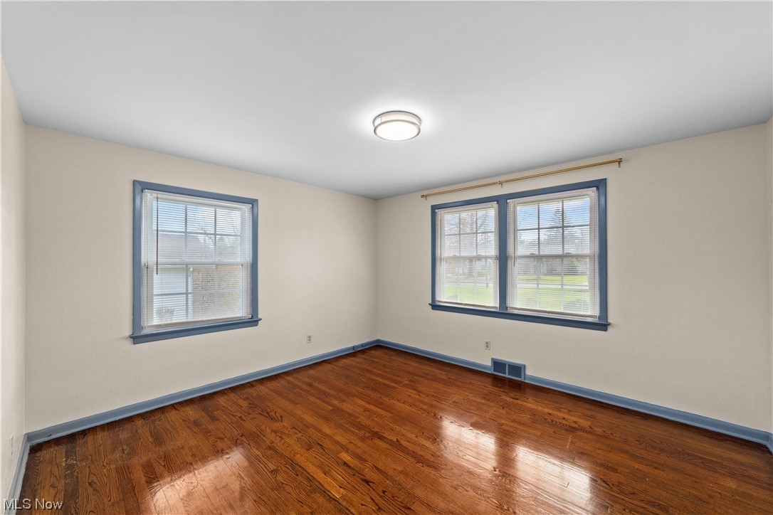 Country Club Estates - Residential Lease