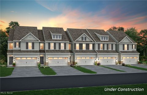 945-4 Memory Lane Aurora OH 44202