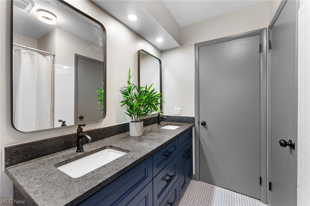 Sherwood Forest - Residential