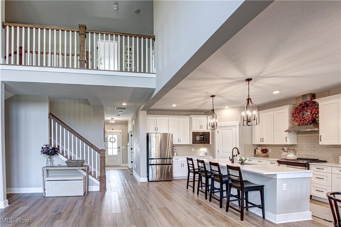 2733 Torrey Pine Drive