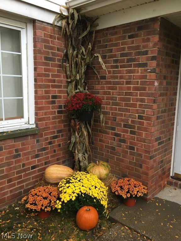 Benton Village Condo - Residential