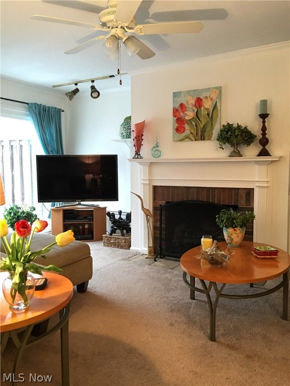 Meadowlawn Condo - Residential Lease