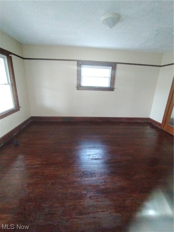 City/Youngstown - Residential Lease