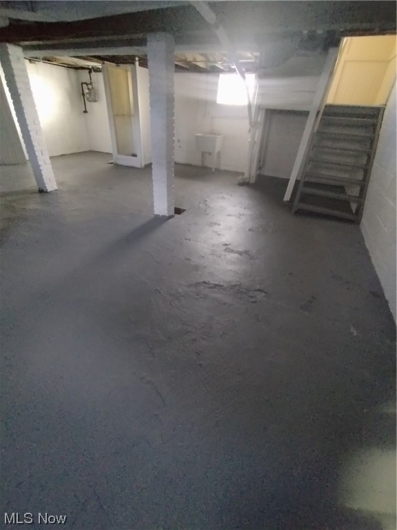 City/Youngstown - Residential Lease