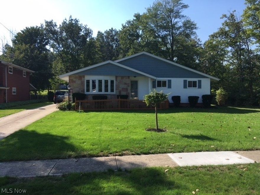 Excellent location. Walking path to Rec Center and Library. 3 BR, 1.5 BAth ranch with partially finished basement. Huge vaulted 3 season room, family room with gas fireplace. New carpeting (9/2018) throughout. New furnace and SC (7/2018). Big Bay Window in Living room. Stainless steel appliances stay + quartz countertops. This is a well cared for house! City of Twinsburg point of Sale violation free.