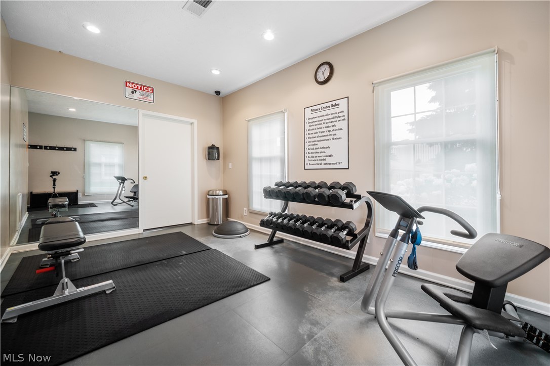 Georgetown/Lyndhurstcondo - Residential