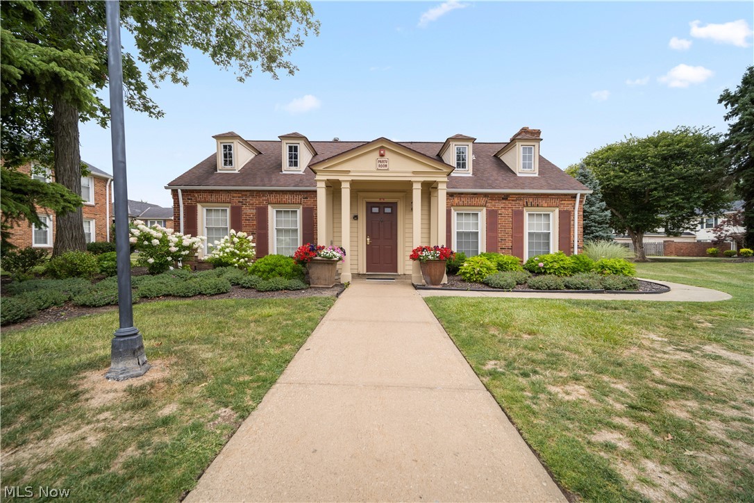 Georgetown/Lyndhurstcondo - Residential