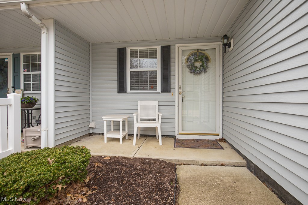 30091 Ginger Court, North Olmsted, Ohio image 2