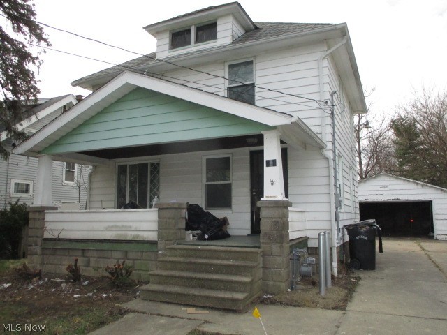 Investors Special*Sellers Loss is your Buyers Gain*Work Already Started just needs Completed*Spacious Colonial in Excellent Location close to all Amenities*Remodeled Kitchen and Bath*Full Basement*Hardwood Floors*Fireplace*Fenced Backyard and Front Porch*Central Air*Formal Dining Room*Motivated Seller*Garage Roof needs Replacement*Cash or Conventional Buyers Only* Easy to Show*