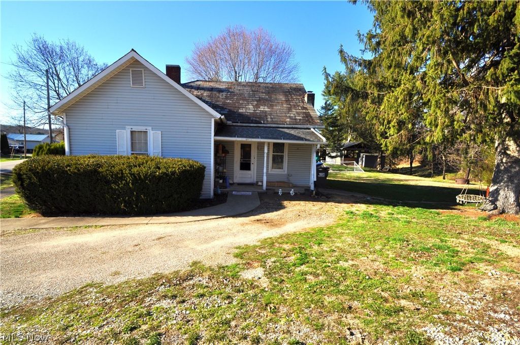 Photo of 416 High Street, Dresden, OH 43821 (MLS # 5192463)