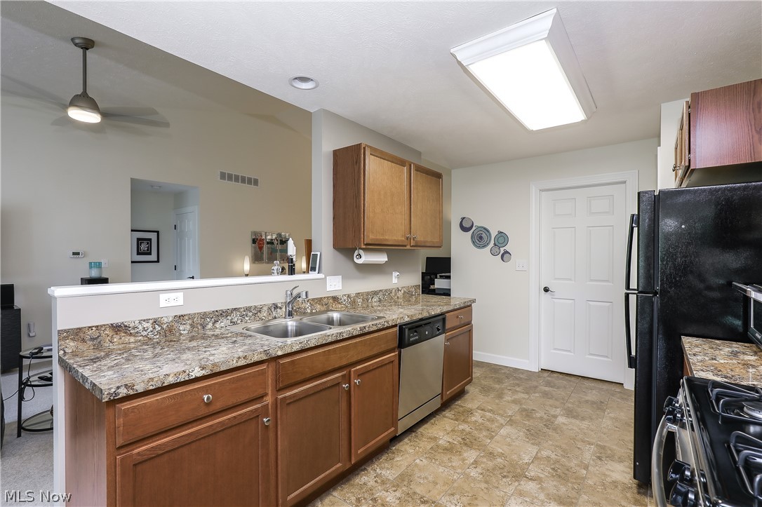 Brittany Mdws Condo - Residential