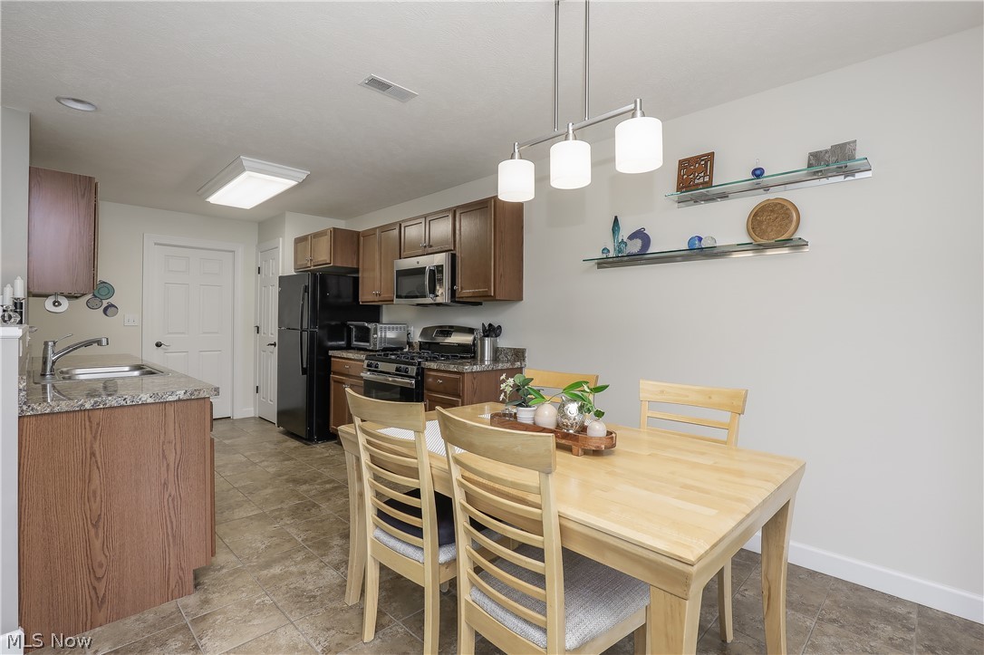 Brittany Mdws Condo - Residential