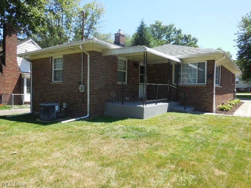 Is quality important to you? Are you looking for first floor living? If the answer is yes, Look no further! Then This is the home that you have been waiting for. The floor plan will impress you as you enter into this totally updated and remodeled 3 bedroom, 2 bath home. The main living space offers an open floor plan with a contemporary feel. The living room, kitchen and hallway have beautiful wood floors, new kitchen cabinetry, countertops, lighting fixtures and back splash. The main bathroom has a complete update as well, flooring, new vanity with double sinks and new plumbing fixtures and A wonderful linen closet. All bedrooms are nice size with new carpet and plenty of closet space. There is a full basement that has so much potential for additional living space to be finished. The laundry is downstairs as well as a second bath room. Other updates include new roof, fresh paint through out the home. Total sq. footage in Realist does not include the lower level rooms. Please put this