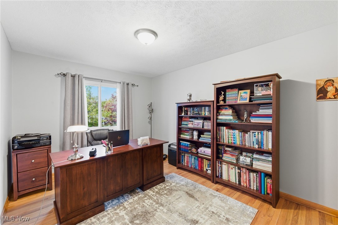 Aurora Shores - Residential