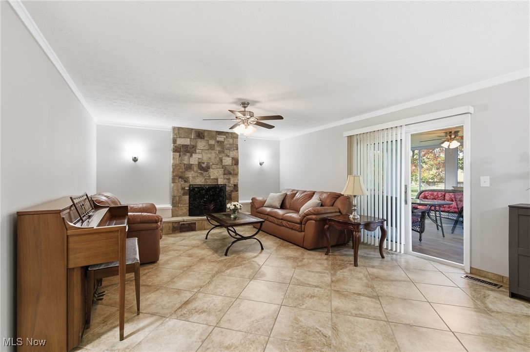 Aurora Shores - Residential