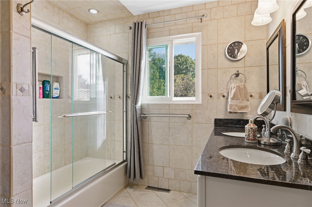 Aurora Shores - Residential