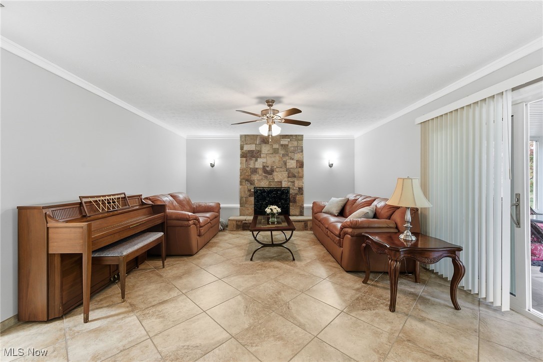 Aurora Shores - Residential